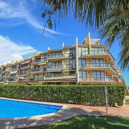 Ciutadella Only Families Apartment Cambrils