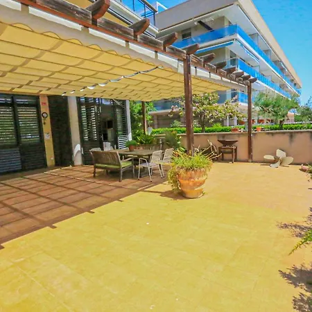 Apartment Ciutadella Only Families