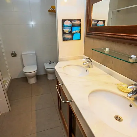 Apartment Ciutadella Only Families