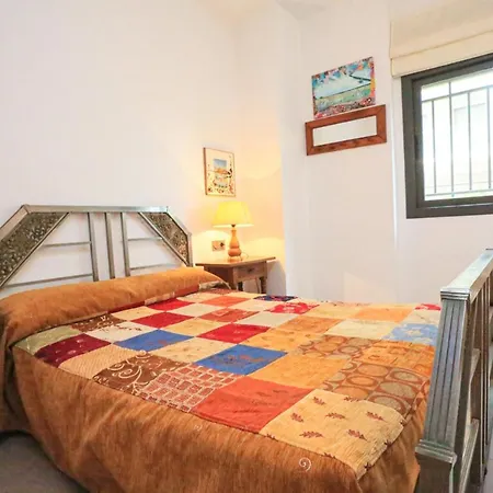Ciutadella Only Families Apartment Cambrils