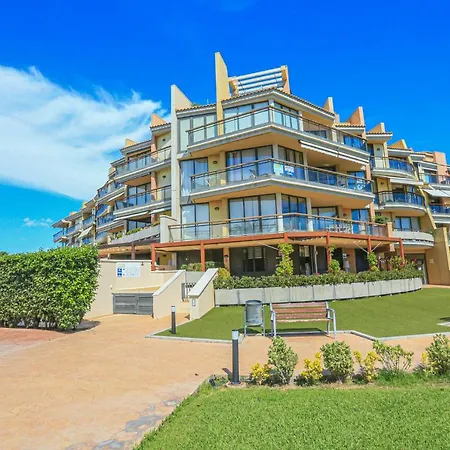 Ciutadella Only Families Apartment